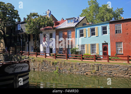 Il grazioso Chesapeake e Ohio Canal, oggi un parco nazionale, in Georgetown, Washington DC, Stati Uniti d'America Foto Stock