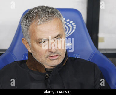 Kiev, Ucraina. Xx oct, 2015. Manager di Chelsea di Jose Mourinho durante la UEFA Champions League Group G soccer match tra Dinamo Kiev e FC Chelsea a Olimpiyskiy stadium di Kiev, Ucraina, 20 ottobre 2015. Credito: Serg Glovny/ZUMA filo/Alamy Live News Foto Stock