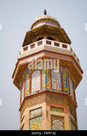 Dettagli della bella Wazir Khan moschea nel centro della città vecchia di Lahore, Pakistan Foto Stock