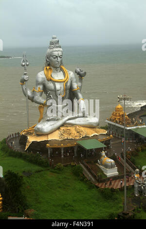 Statua di Shiva in Murudeshwar, Karnataka, India. Foto Stock