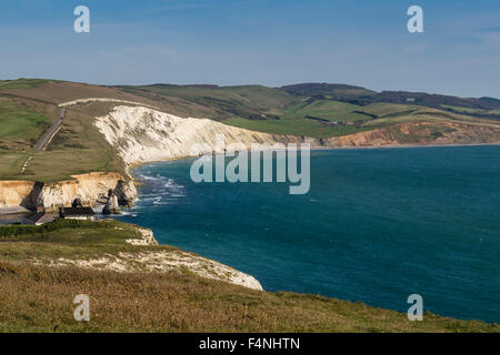 La baia di acqua dolce con Afton giù e Compton giù in background, Isle of Wight, England, Regno Unito Foto Stock