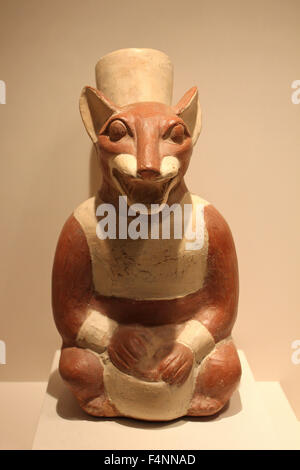 Ceramica Moche Fox vaso Mochica periodo classico 1-800 DC Foto Stock