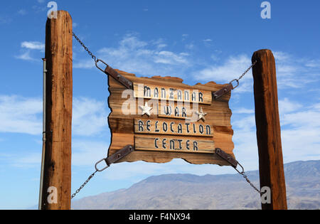 Segno indicante il Manzanar internamento Centro in California dove decine di migliaia di persone di ascendenza giapponese erano intered Foto Stock