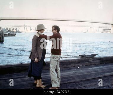 Diane Keaton, Woody Allen / Annie Hall 1977 Diretto Woody Allen Foto Stock