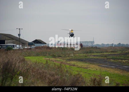 Lakenheath, Suffolk, Regno Unito. Xxi oct, 2015. RAF Lakenheath FA-18 Hornet crash scena Credito: Jason Marsh/Alamy Live News Foto Stock