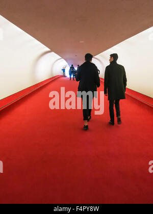 Lo storico TWA Flight Center dell'aeroporto internazionale John F. Kennedy è stato aperto come hotel nel maggio 2019, New York Foto Stock