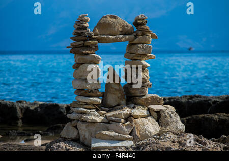 Sculture modellata utilizzando pietre e rocce in Creta, Grecia. Foto Stock