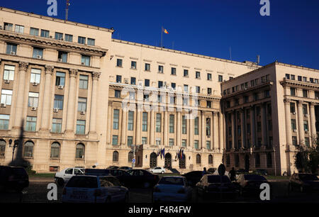 Edifici amministrativi, ministeri, nel centro di Bucarest, Romania Foto Stock