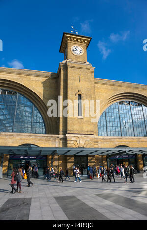 Stazione di King Cross e Square, London, Regno Unito Foto Stock