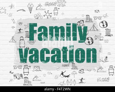 Concetto di vacanza: vacanza in famiglia su sfondo a parete Foto Stock