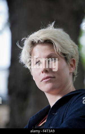 Caroline Criado-Perez, OBE, il brasiliano nato femminista britannica attivista e giornalista, all'Edinburgh International Book Festival 2015. Edimburgo. Il 31 agosto 2015 Foto Stock