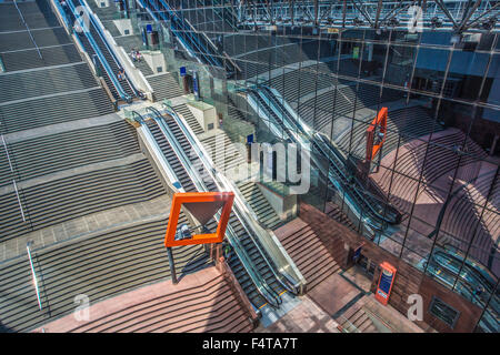 Giappone, Kyoto City, Kyoto stazione ferroviaria, interno Foto Stock