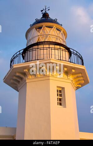 Faro Cihou closeup durante il tramonto nel sud di Taiwan Foto Stock