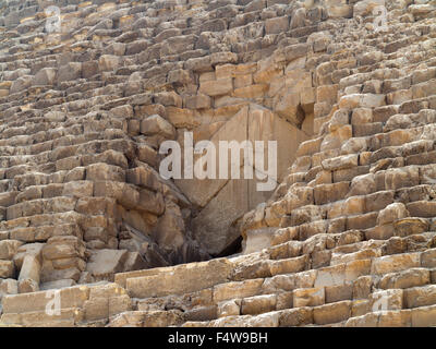 Grande Piramide di Khufu sull'altopiano di Giza, le Grandi Piramidi di Giza, il Cairo, Egitto Foto Stock