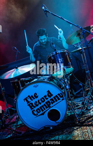 Milano Italia. 22 ottobre 2015. L'Americano blues rock band il record di società si esibisce dal vivo sul palco all'Alcatraz apertura della mostra di Blackberry credito Fumo: Rodolfo Sassano/Alamy Live News Foto Stock