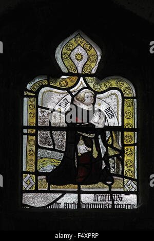 Xv secolo vetrata raffigurante Henry Runworth o Rowarthe, Arcidiacono di Canturbury Horley Chiesa, Oxfordshire 1420 Foto Stock