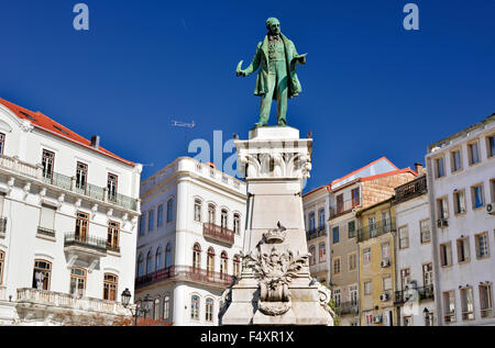 Portogallo: Statua di Joaquim Antonio de Aguiar presso il centro cittadino di Coimbra Foto Stock