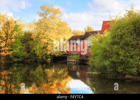 Mulino di Flatford, Suffolk, Inghilterra, Regno Unito Foto Stock