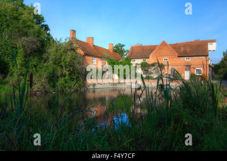 Mulino di Flatford, Suffolk, Inghilterra, Regno Unito Foto Stock