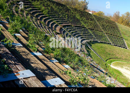 Il teatro antico della antica città macedone di Dion, nella prefettura di Pieria, Macedonia, Grecia. Foto Stock