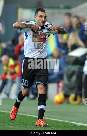 Udine, Italia. 25 ottobre, 2015. Udinese il centrocampista Francesco Lodi giubilo durante l'italiano di Serie A TIM partita di calcio tra Udinese Calcio e Frosinone a Friuli Stadium il 25 ottobre 2015. Credito: Simone Ferraro/Alamy Live News Foto Stock