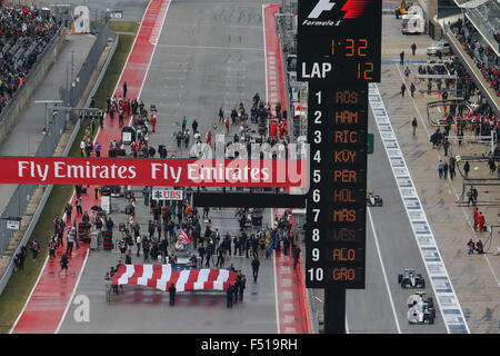 Austin, Texas, Stati Uniti d'America. 25 ott 2015. Motorsports: FIA Formula One World Championship 2015, il Gran Premio degli Stati Uniti, griglia Credito: dpa picture alliance/Alamy Live News Foto Stock
