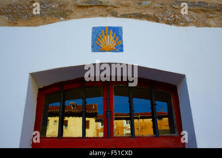 Il modo di Saint James segni a Belorado Castilla Burgos Foto Stock