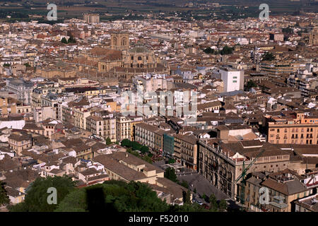 La città si vede dall'Alhambra di Granada, Spagna Foto Stock