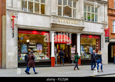 Stanfords mappa e libreria di viaggi a Long Acre, Covent Garden. Dopo 118 anni presso il sito di Long Acre, il negozio si è riposizionato nella vicina Mercer Walk nel 2019 Foto Stock