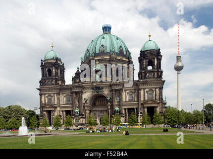 Cattedrale di Berlino la chiesa del duomo Germania Europa Foto Stock