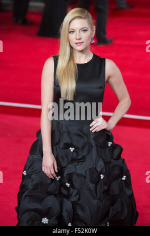 Londra, Regno Unito. 26 ott 2015. L'attrice Katheryn Winnick assiste la premiere. CTBF Royal Film Performance, Premiere mondiale del nuovo film di James Bond film 'pectre' presso la Royal Albert Hall. Credito: Immagini vibranti/Alamy Live News Foto Stock