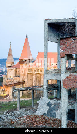 Si è creduto per essere il luogo dove Vlad III di Valacchia comunemente noto come Dracula è stato tenuto prigioniero si trova nella città di Hunedoara Foto Stock