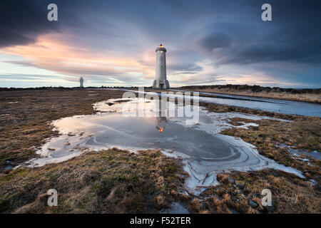 Akranes, faro, Islanda, atmosfera, nuvole, blu, vernice, luci, rock, mare Foto Stock