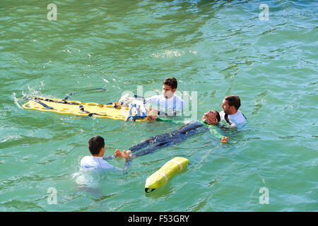 Simulacro di salvataggio in mare, Biscaglia, Paese Basco, Euskadi, Euskal Herria, Spagna, Europa Foto Stock