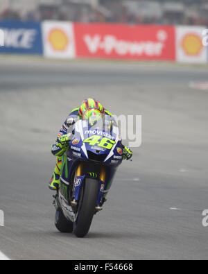 Dal Circuito di Sepang, in Malesia. 25 ott 2015. Valentino Rossi durante il guscio della Malaysia Gran Premio di Motociclismo Foto Stock