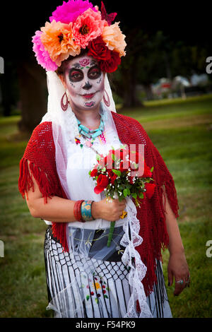 2015 Il Giorno dei Morti - aka Dia de los Muertos - Hollywood Forever Cemetery, Hollywood, California, Stati Uniti d'America Foto Stock