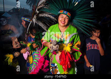 2015 Il Giorno dei Morti - aka Dia de los Muertos - Hollywood Forever Cemetery, Hollywood, California, Stati Uniti d'America Foto Stock