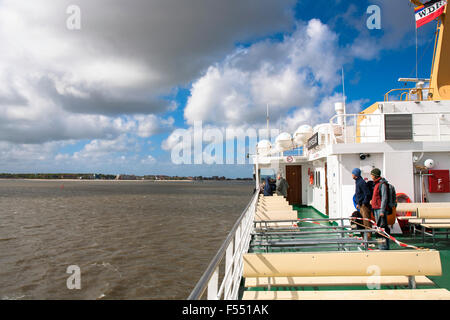 DEU, Germania, Schleswig-Holstein, traghetto della compagnia di navigazione Wyker Dampfschiffs-Reederei da Dagebuell di Amrum island, Foto Stock