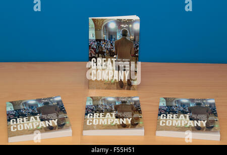 Londra, Regno Unito. 27 ott 2015. Autore Michael Smith lancia il suo nuovo libro "Grande Compagnia", sostenendo il caso per una coscienza-basato il capitalismo e socialmente-driven economia di mercato al centro di Londra di iniziative di cambiamento in London 27.10.2015 Credito: theodore liasi/Alamy Live News Foto Stock