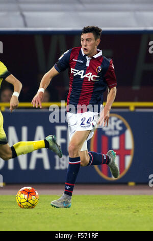 Bologna, Italia. 27 ott 2015. Alex Ferrari (Bologna) Calcio/Calcetto : Italiano 'Serie A' match tra Bologna FC 0-1 Inter Milan a Stadio Renato Dall'Ara di Bologna, in Italia . © Maurizio Borsari/AFLO/Alamy Live News Foto Stock