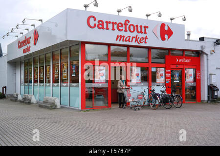 Mercato di Carrefour in Belgio Foto Stock