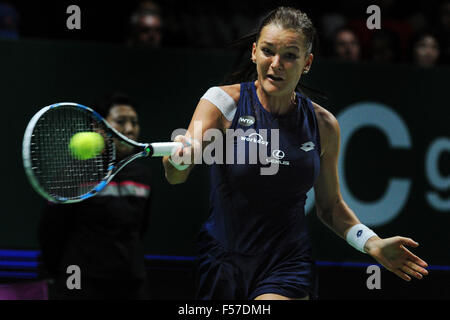 Singapore. 29 ott 2015. Agnieszka RADWANSKA di Polonia compete durante la sua partita contro Simona Helep di Romania presso il WTA finali del torneo di tennis in Singapore, il Ott 29, 2015. Radwanska ha vinto 2-0. Credito: Quindi Chih Wey/Xinhua/Alamy Live News Foto Stock