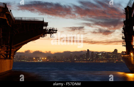 USS Hornet. Marina storica portaerei, ancorata in Alameda, CA. Foto Stock