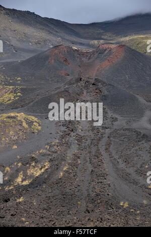 Il cratere laterale La Montagnola, Etna, Sicilia, Italia Foto Stock