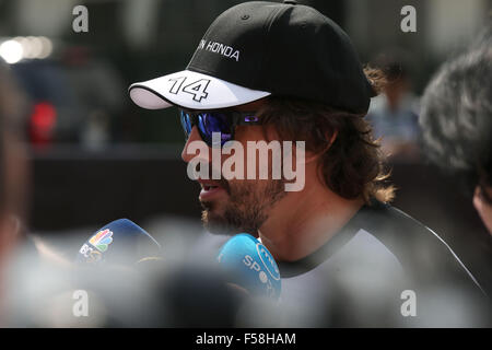 Città del Messico. 29 ott 2015. Motorsports: FIA Formula One World Championship 2015, il Gran Premio del Messico, #14 Fernando Alonso (ESP, McLaren Honda), Credit: dpa picture alliance/Alamy Live News Foto Stock