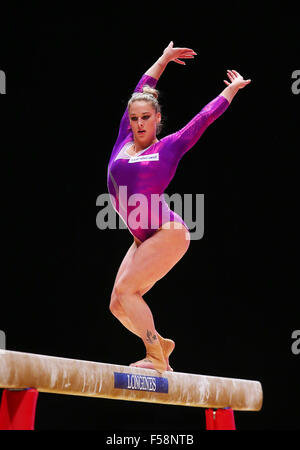 Glasgow, Scozia. 29 ott 2015. Giulia Steingruber (SUI) compete in donne del tutto intorno la concorrenza a 2015 FIG mondo campionati di ginnastica a Glasgow, Scozia.Melissa J. Perenson/CSM/Alamy Live News Foto Stock