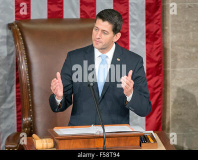 Washington, DC, Stati Uniti d'America. 29 ottobre, 2015. Altoparlante in entrata della Camera dei rappresentanti degli Stati Uniti Paul Ryan (Repubblicano del Wisconsin) rende le osservazioni di apertura in noi Casa Camera del Campidoglio di Washington DC giovedì 29 ottobre, 2015. Credito: Ron Sachs/CNP /dpa - nessun filo SERVICE - Credit: dpa picture alliance/Alamy Live News Foto Stock