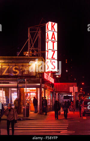 Katz's Deli, un delicatessen diner sul Lower East Side di New York City, Stati Uniti d'America. Foto Stock