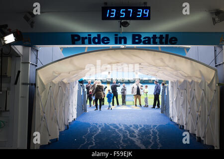 I giocatori in galleria alla Etihad Stadium, casa del Manchester City FC Foto Stock