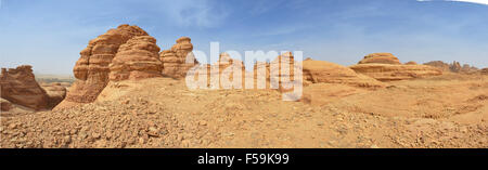 Panorama del paesaggio del deserto, rocce rosse /stone arabia saudita Foto Stock